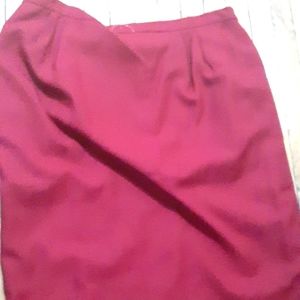 Maxi lined skirt. 24W